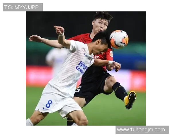 上海足球队中路突破革新之路探索与战术解析